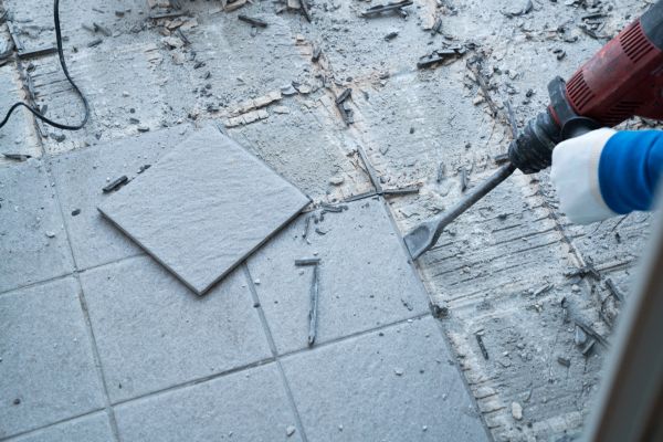 Flooring Removal Service in Valparaiso